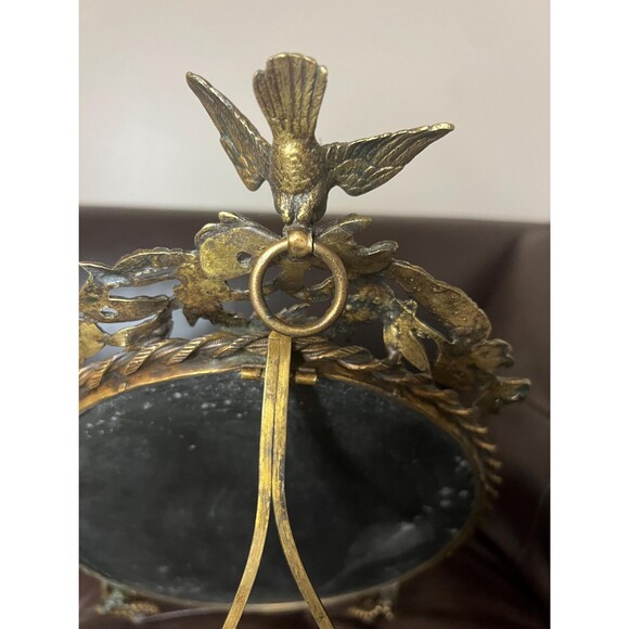 17” Antique French Revival Gilt Bronze Dove & Laurel Oval Ormolu Frame c.1900 - Picture 5 of 9